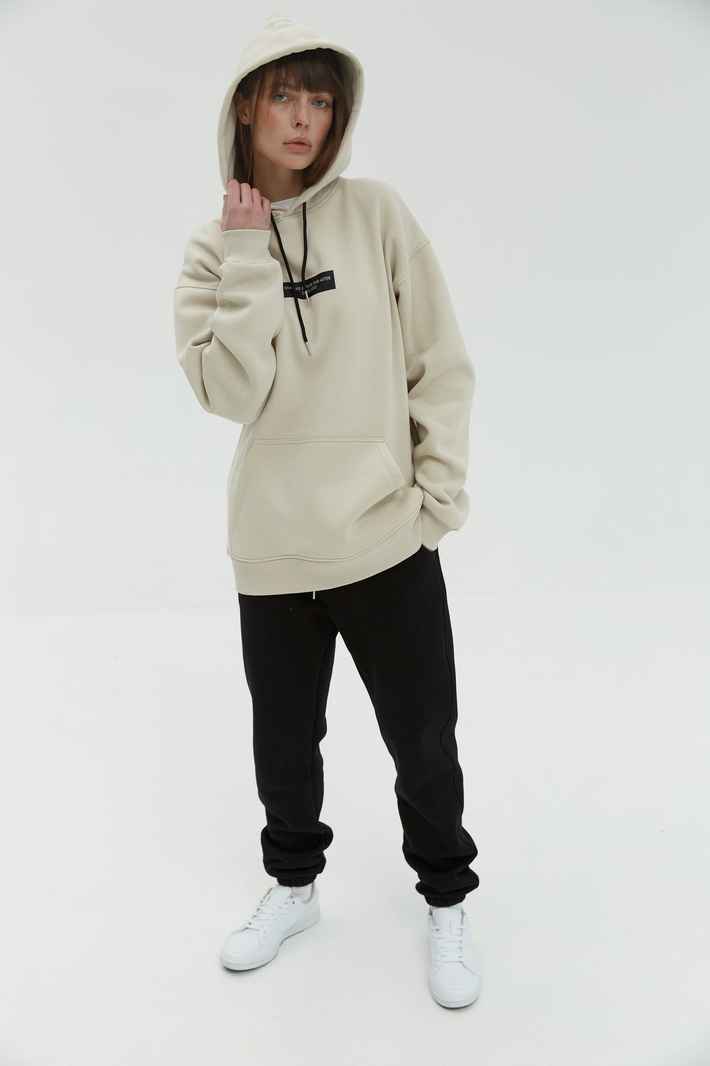Hoodie No War Taupe